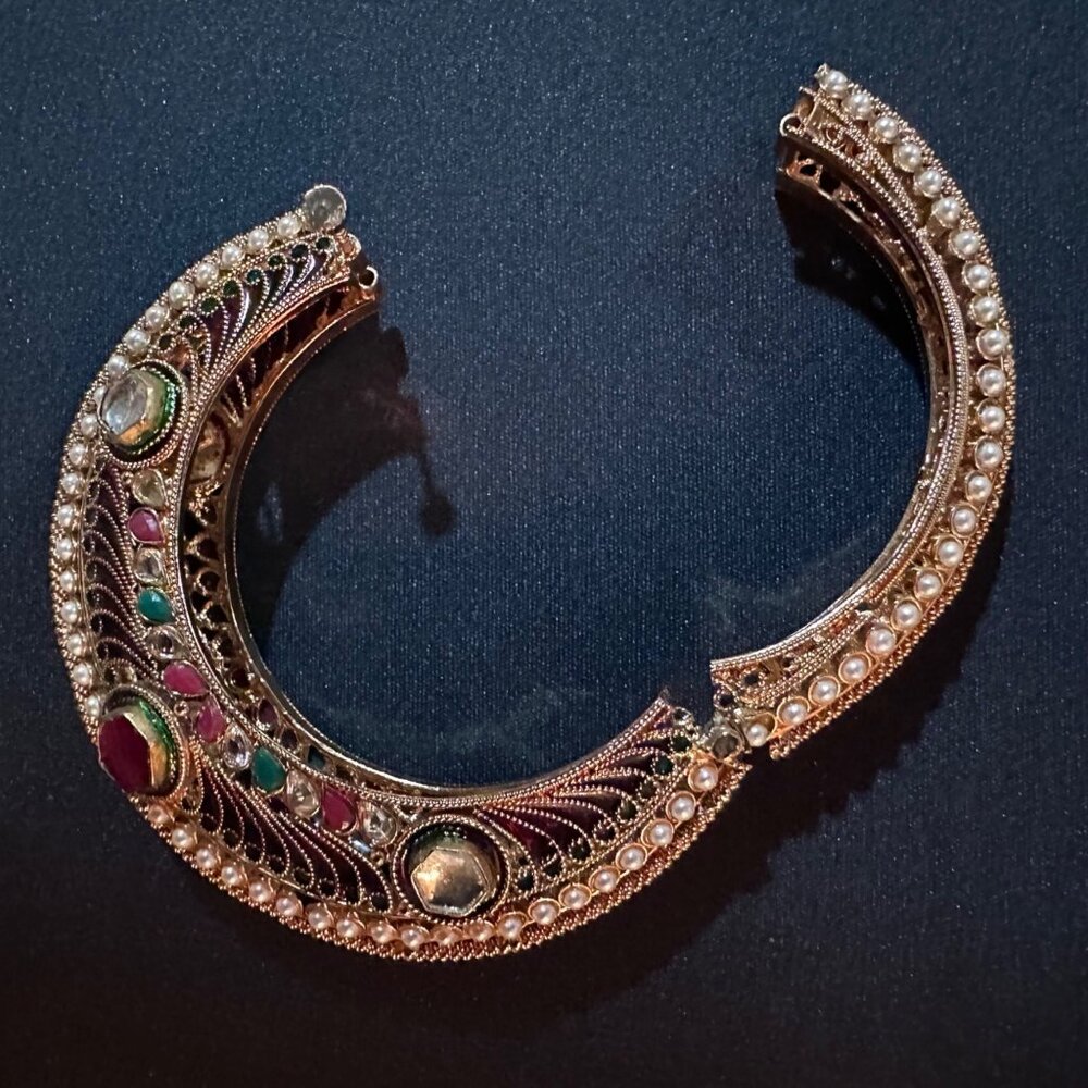 Antique East Indian Inspired Womens Bangle Intricate Design Collectible Costume - Picture 5 of 9